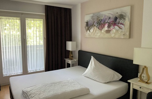 Seekirchen Markt Hotel | Hotel Berg