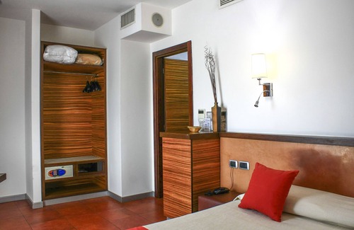 San Giovanni Teatino Hotel | Hotel Bed & Business