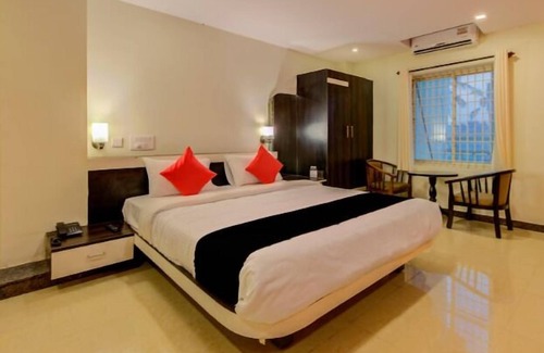 Tumkur Hotel | Hotel Beehive Grand