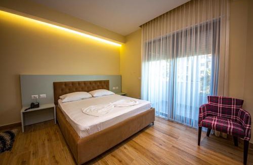 Shkembi i Kavajes Hotel | Hotel Bella Vista