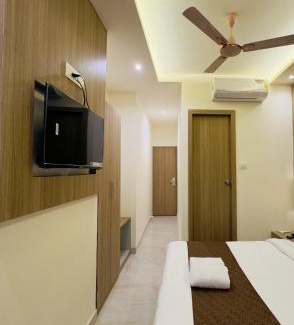 Kurla Hotel | Hotel Bellamont