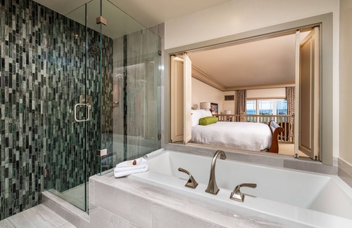 City Center Hotel | Hotel Bellwether