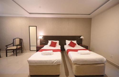 Chengannur Hotel | Hotel Bhagavath Gardens
