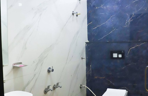 Omkareshwar Hotel | Hotel Bholenath