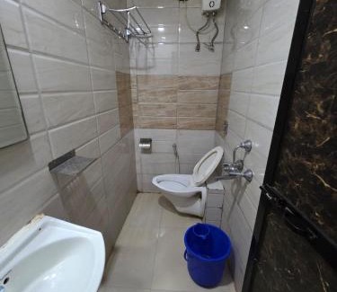 Kurla West Hotel | Hotel BKC Grand Kurla