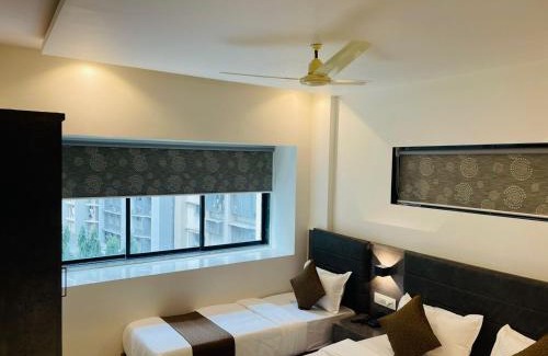 Andheri Hotel | HOTEL BLACK BURN