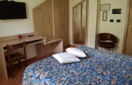 Prese-Montone Hotel | Hotel Blanchetti