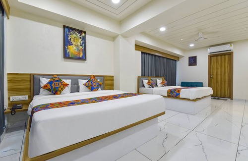 Ahmedabad Hotel | Hotel Bliss