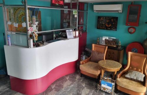 Taman Universiti Hotel | Hotel Bliss Near UTM Skudai 5 Mins Only