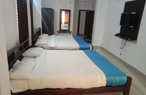 Bainduru Hotel | Hotel Blue Rays