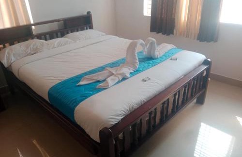 Bainduru Hotel | Hotel Blue Rays