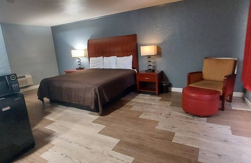 DeLand Hotel | HOTEL BLUE
