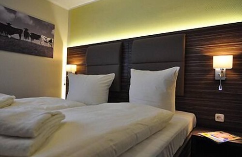 Bedekaspeler Marsch Hotel | Hotel Bootshaus