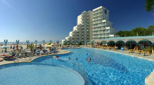 Albena Hotel | Hotel Boryana