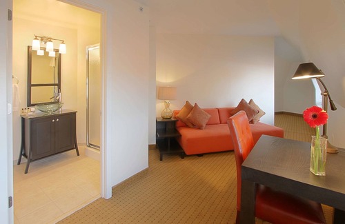 Downtown Baltimore Hotel | Hotel Brexton, Trademark Collection by Wyndham