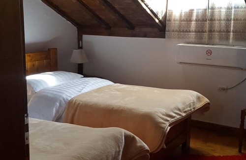 Korce House | Hotel Bujtina e Bardhe