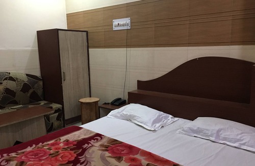 Lalitpur Hotel | Hotel Bundelkhand Palace