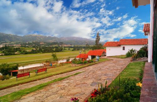 Paipa Hotel | Hotel Cabañas San Cayetano