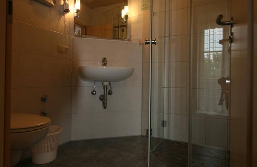 Egling Hotel | Hotel Cafe Hanfstingl