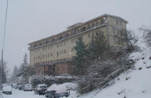 Rocca di Mezzo Hotel | Hotel Caldora