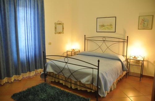 Carloforte Hotel | Hotel California