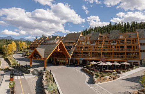 Banff Hotel | Hotel Canoe and Suites