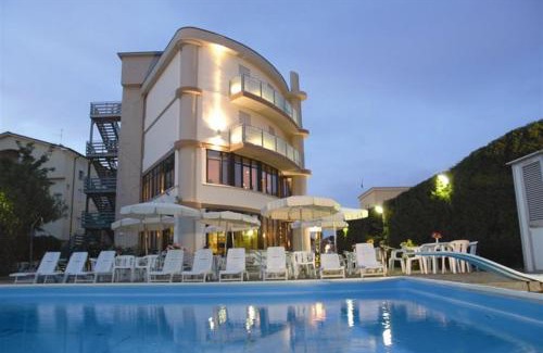 San Mauro a Mare Hotel | Hotel Capitol