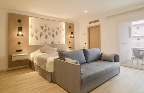 Es Pelats Hotel | Hotel Capricho