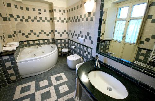 Venaria Reale Hotel | Hotel Cascina Di Corte