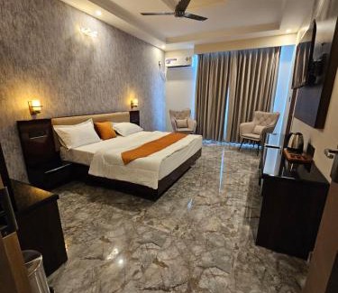 Haldwani Hotel | Hotel Cedara