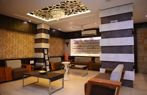 Solapur Hotel | HOTEL CENTER POINT