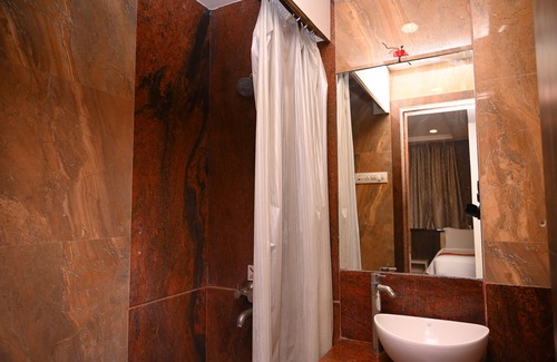 Solapur Hotel | HOTEL CENTER POINT
