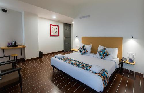 Rajgurunagar Hotel | Hotel Chaitanya Inn