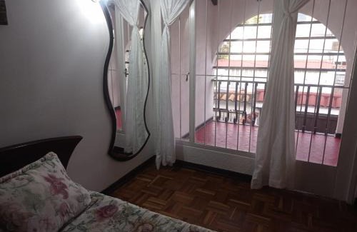 Calle 100 House | Hotel chimenea calle 100