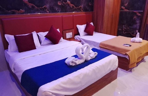 Virar Cabin | Hotel Chirag Next