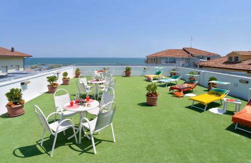Torre Pedrera Hotel | Hotel Ciondolo D'Oro 5 minuti da Rimini Fiera