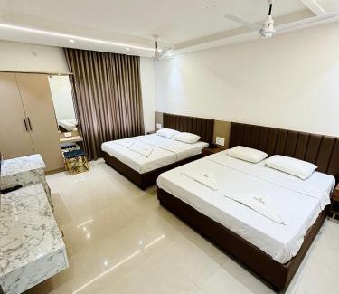 Adyar Hotel | Hotel Citywalk Residency