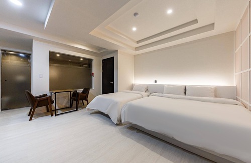 Sacheon Hotel | Hotel Classic Sacheon