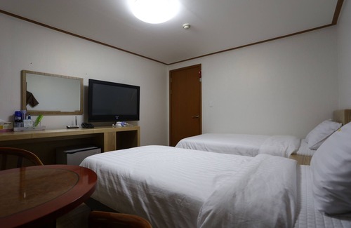 Donghae Hotel | Hotel Coco