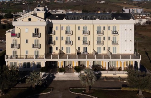 Sant'Egidio alla Vibrata Hotel | HOTEL CONCORDE