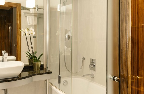 Peretola Hotel | Hotel Cosmopolitan