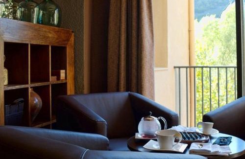 Buira Hotel | Hotel Cotori