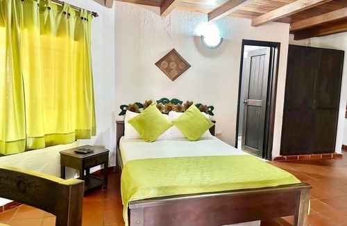 Los Santos Hotel | Hotel Cristo Rey Campestre