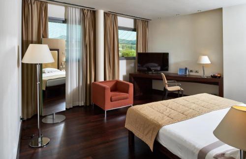 Montano Lucino Hotel | Hotel Cruise