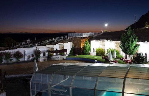 Guadix Hotel | Hotel Cuevas Abuelo Ventura