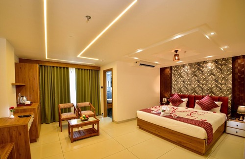 Chirayinkil Hotel | Hotel Dain Castle