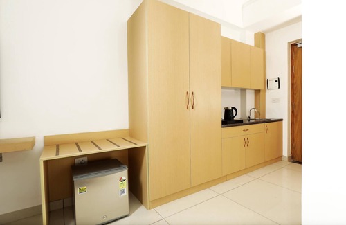 Bahadurgarh Hotel | Hotel Daiwa Avenue 37