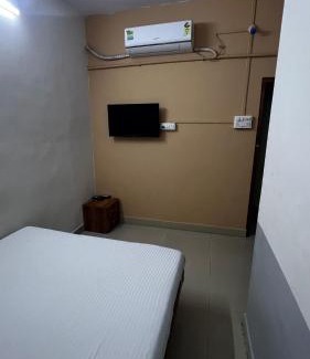 Kamrej Hotel | Hotel day 2 day