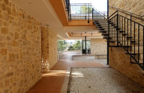 Quesa Hotel | Hotel de Montaña La Rocha