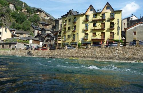 Llavorsi Hotel | Hotel De Rei